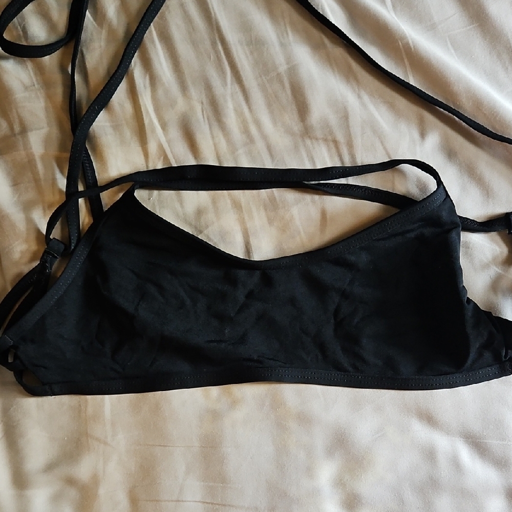 Jolyn Clothing Black Strappy Bikini Top